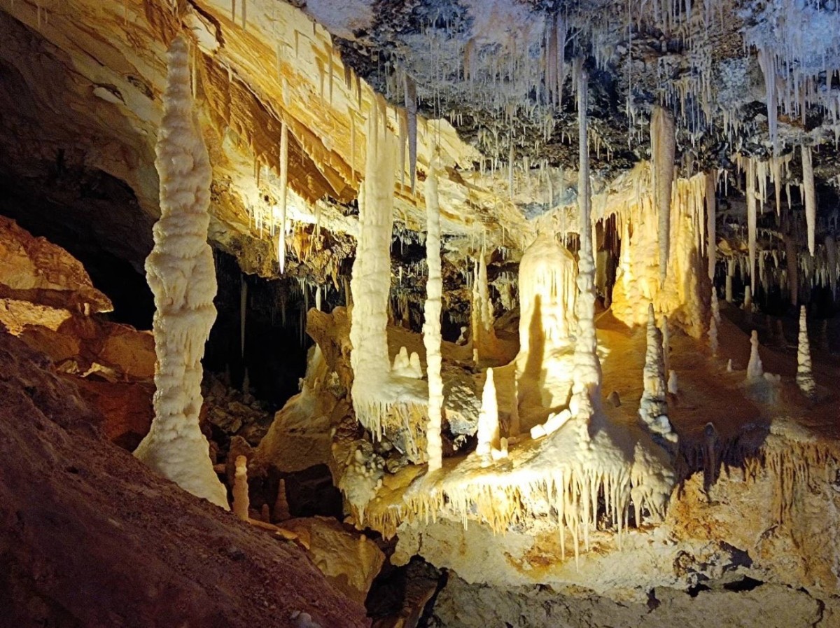 星野洞（鍾乳石）