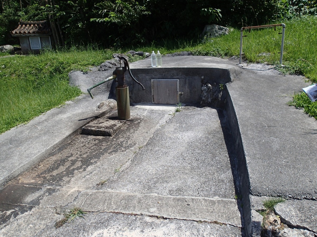 ウフルガー全景