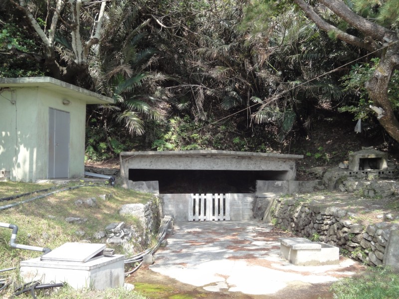 阿嘉：ウフガー